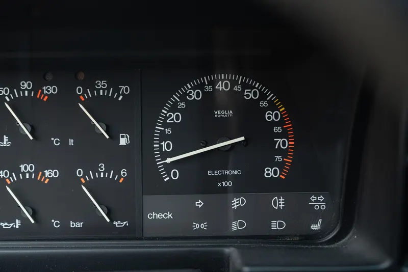 Lancia THEMA 6V 20