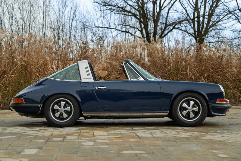 Porsche 911 TARGA 2.4 S “OIL KLAPPE” 4