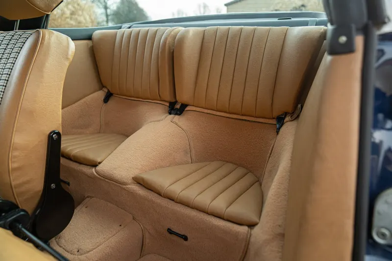 Porsche 911 TARGA 2.4 S “OIL KLAPPE” 39