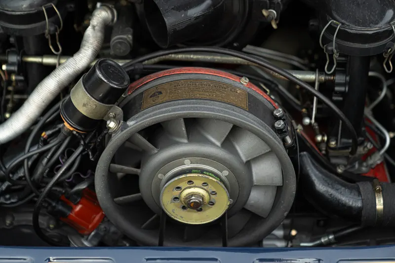 Porsche 911 TARGA 2.4 S “OIL KLAPPE” 62