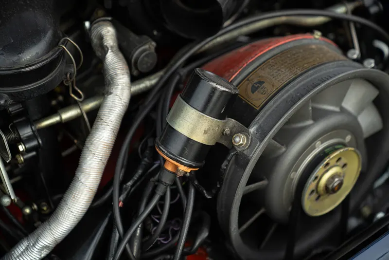 Porsche 911 TARGA 2.4 S “OIL KLAPPE” 61