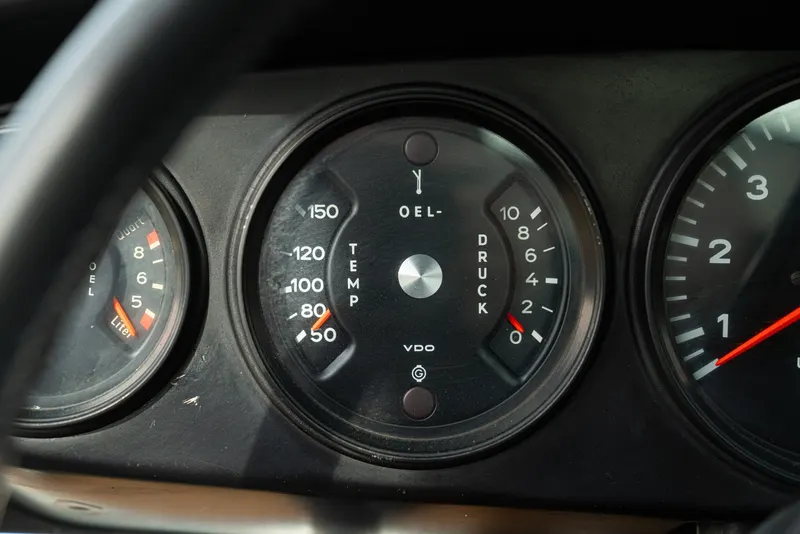 Porsche 911 TARGA 2.4 S “OIL KLAPPE” 50