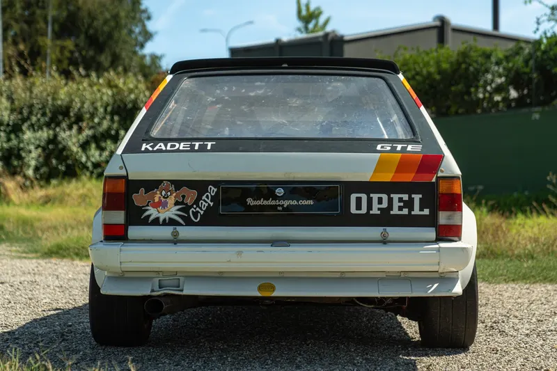 Opel KADETT GT/E 8