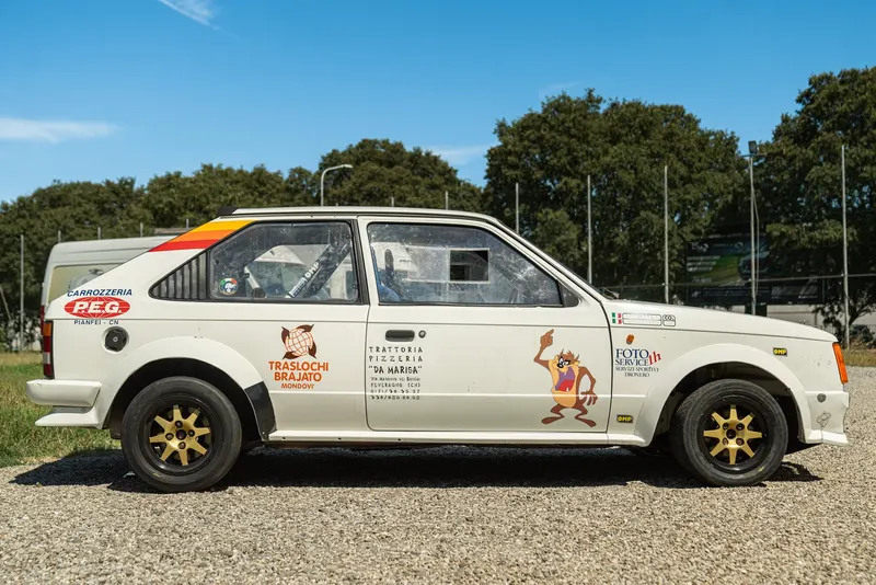 Opel KADETT GT/E 4