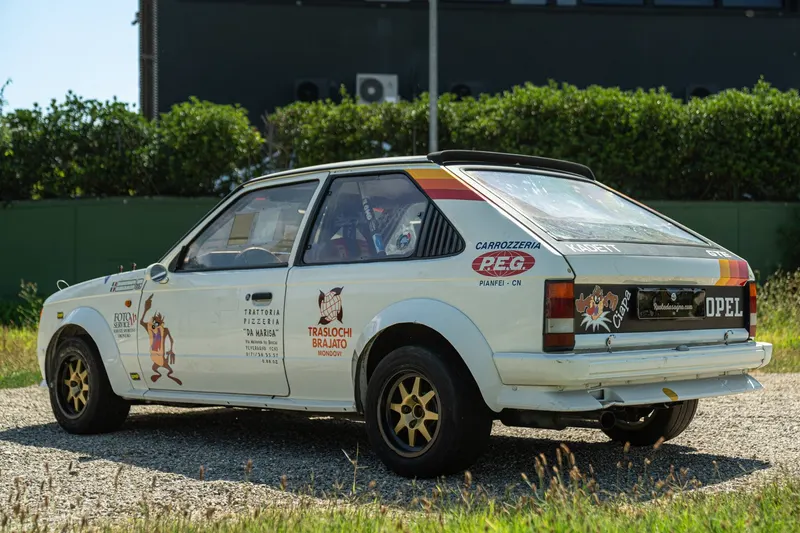 Opel KADETT GT/E 7