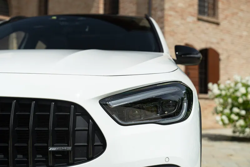 Mercedes-Benz AMG GLA 45 S 24