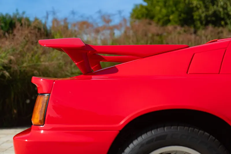 Lotus ESPRIT TURBO SE “HIGH WING” 26
