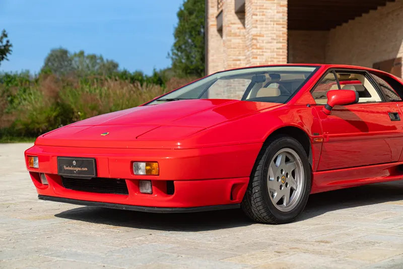Lotus ESPRIT TURBO SE “HIGH WING” 20