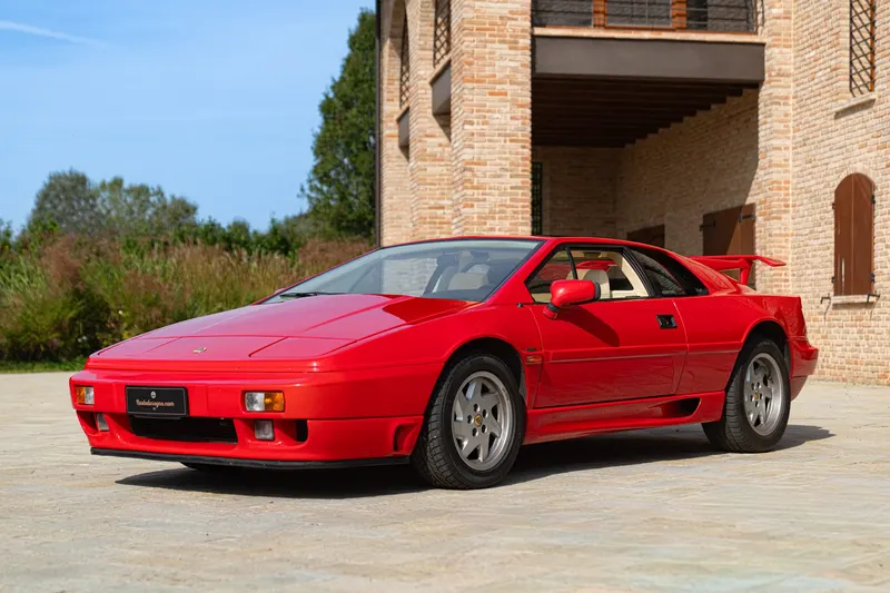 Lotus ESPRIT TURBO SE “HIGH WING” 71