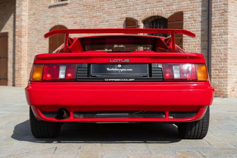 Lotus ESPRIT TURBO SE “HIGH WING” 10