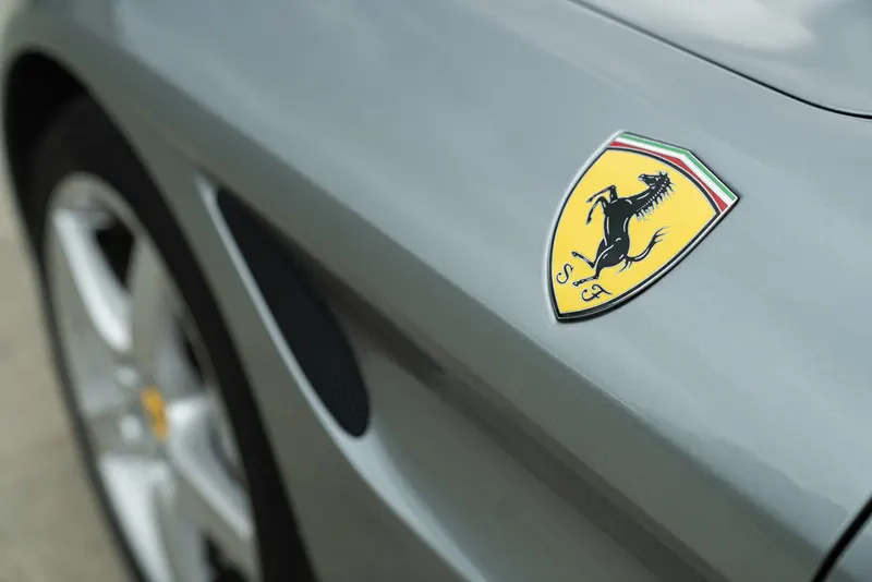 Ferrari CALIFORNIA T 34