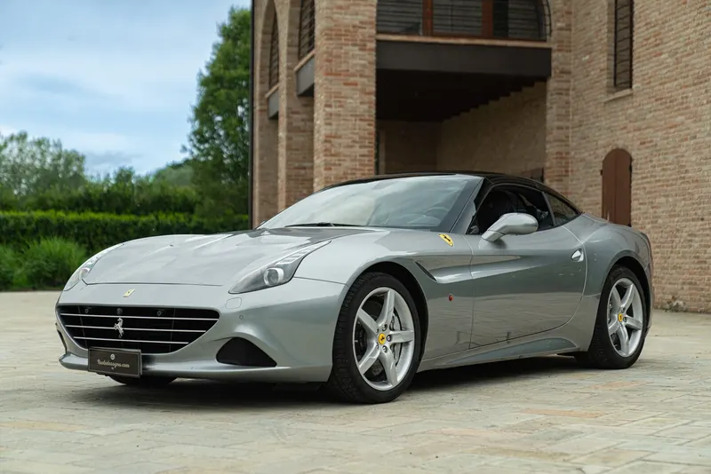 Ferrari CALIFORNIA T 87