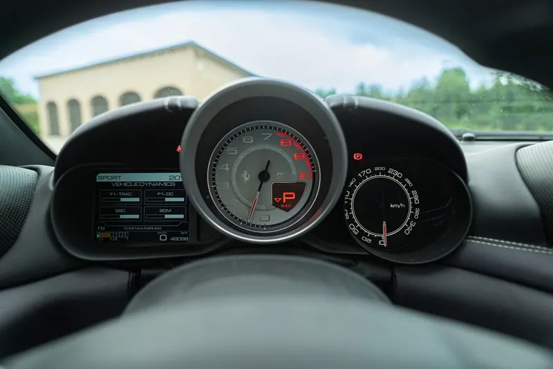 Ferrari CALIFORNIA T 55