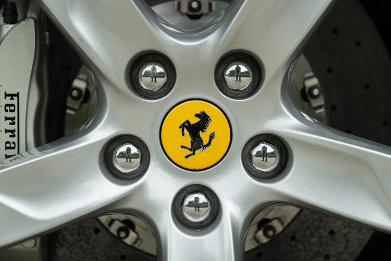 Ferrari CALIFORNIA T 36