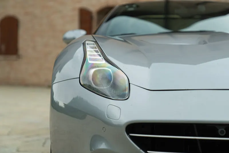 Ferrari CALIFORNIA T 29