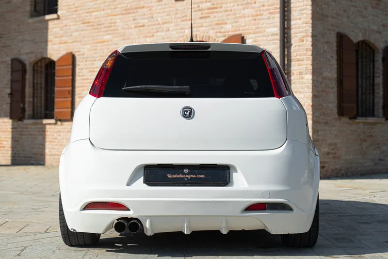 Abarth GRANDE PUNTO 8