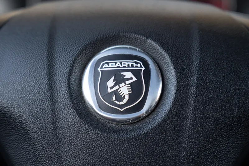 Abarth GRANDE PUNTO 52