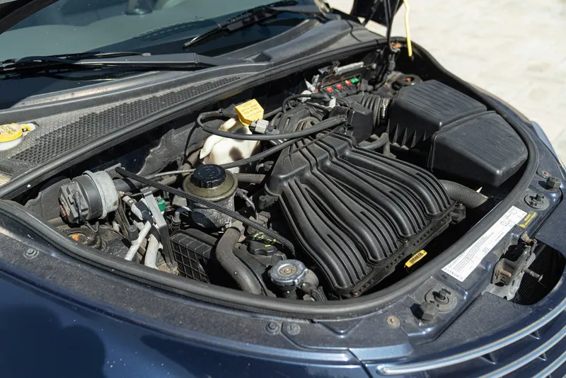 PT CRUISER  LIMITED 2.4 L CABRIOLET 77