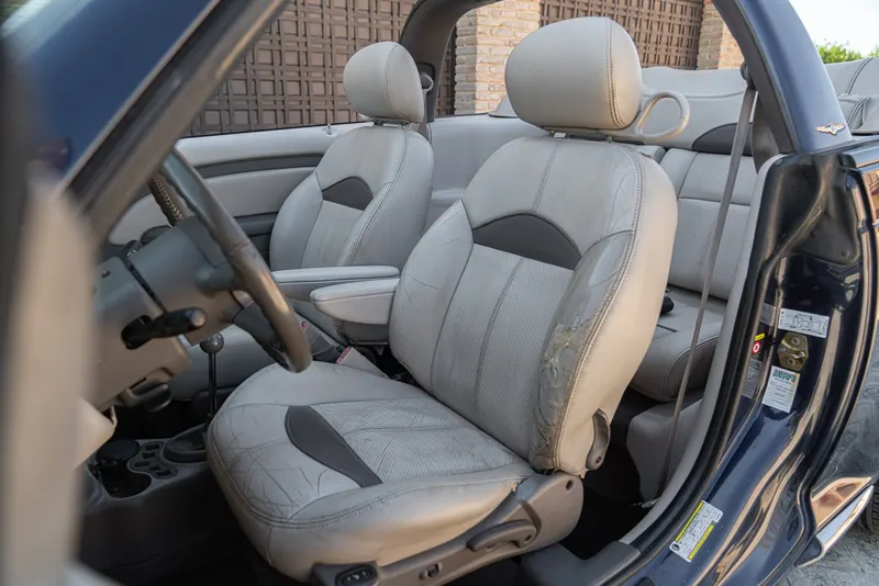 PT CRUISER  LIMITED 2.4 L CABRIOLET 45