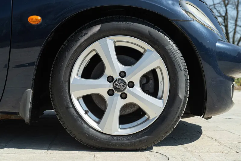 PT CRUISER  LIMITED 2.4 L CABRIOLET 29