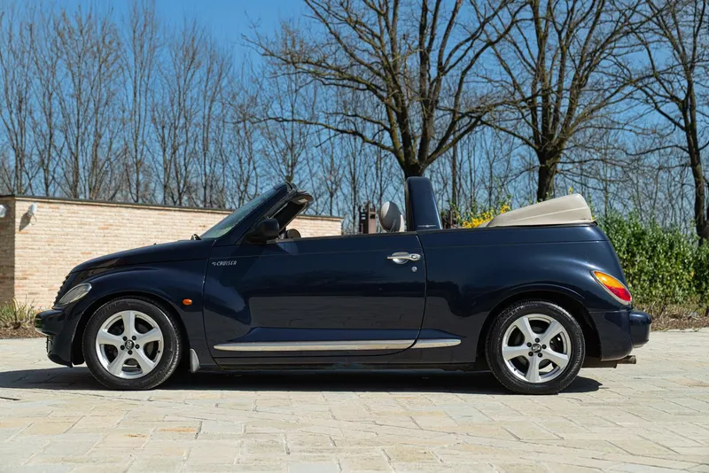 PT CRUISER  LIMITED 2.4 L CABRIOLET 4