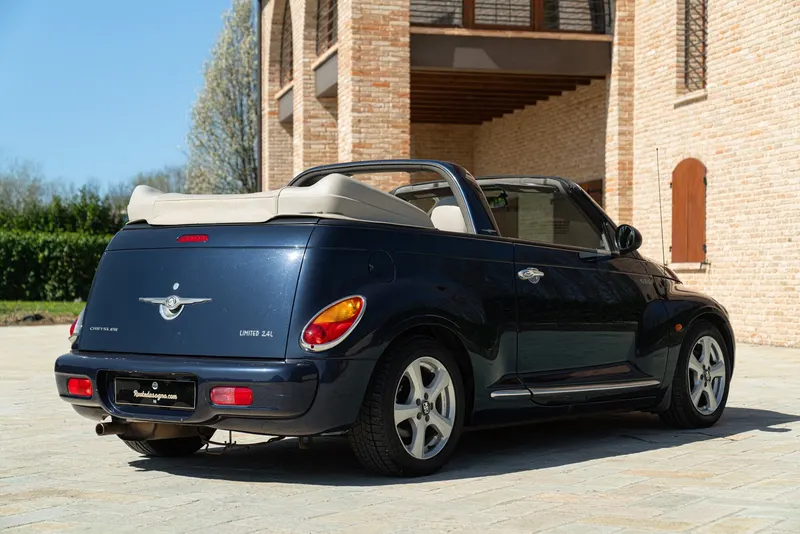 PT CRUISER  LIMITED 2.4 L CABRIOLET 7