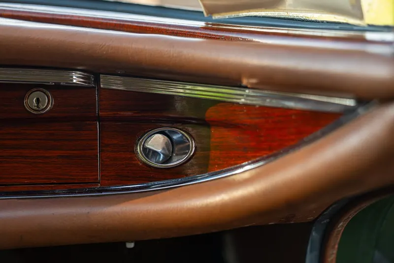 Mercedes-Benz 220 SE CABRIOLET 61