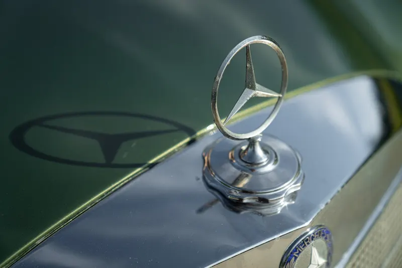 Mercedes-Benz 220 SE CABRIOLET 29