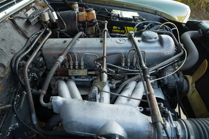 Mercedes-Benz 220 SE CABRIOLET 74