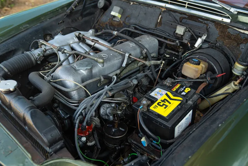 Mercedes-Benz 220 SE CABRIOLET 81
