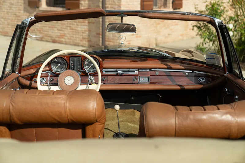 Mercedes-Benz 220 SE CABRIOLET 66