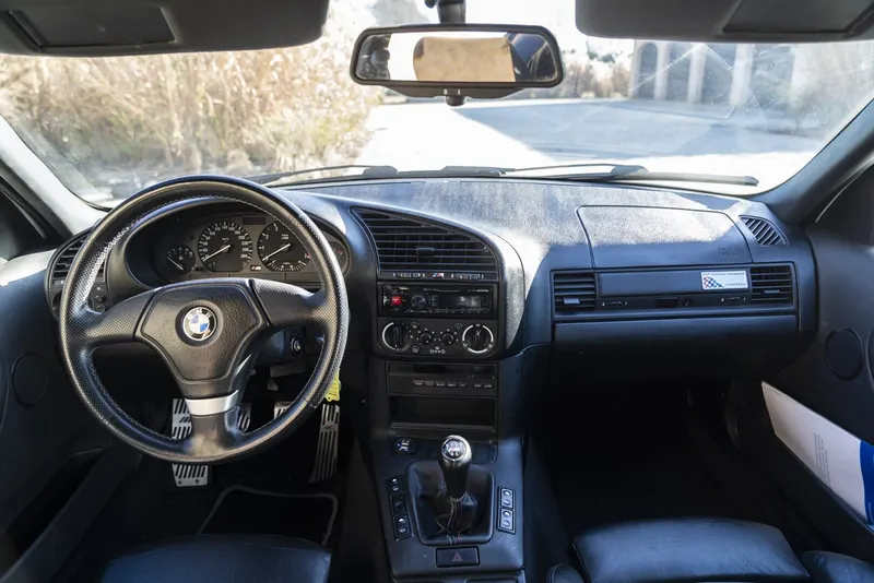 BMW 318 IS MOTORSPORT LIMITED EDITION 39