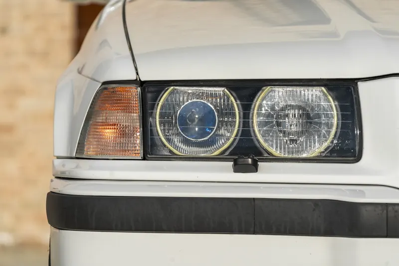 BMW 318 IS MOTORSPORT LIMITED EDITION 23