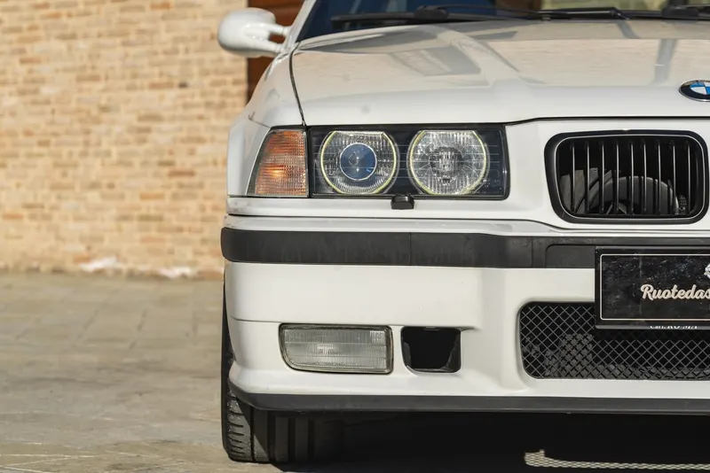 BMW 318 IS MOTORSPORT LIMITED EDITION 19