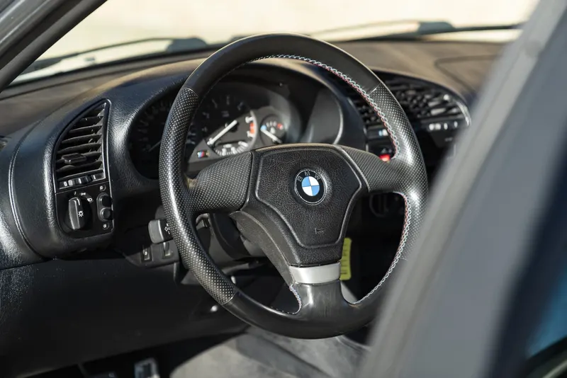 BMW 318 IS MOTORSPORT LIMITED EDITION 36