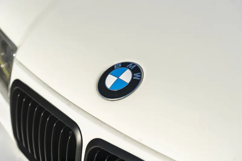 BMW 318 IS MOTORSPORT LIMITED EDITION 18