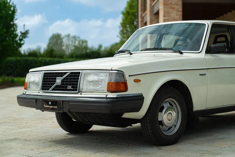 Volvo 244 GL 24