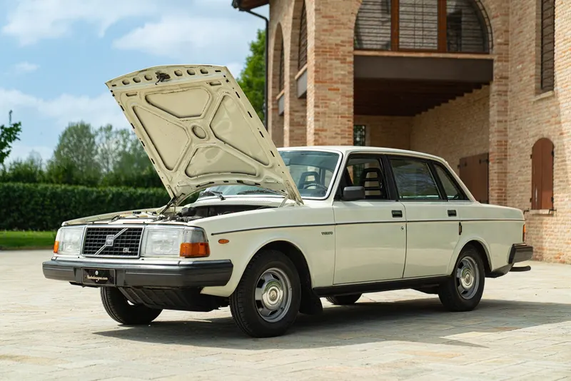 Volvo 244 GL 58