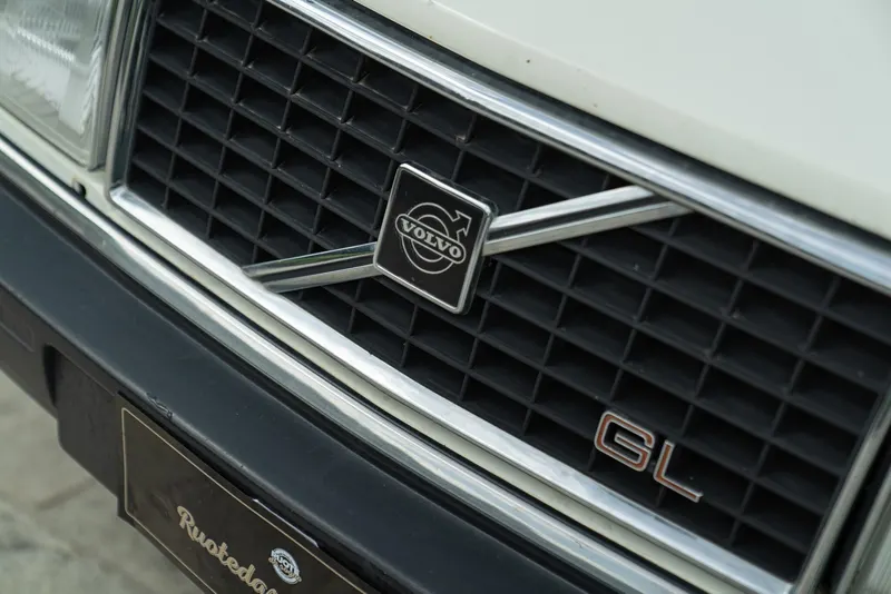Volvo 244 GL 22