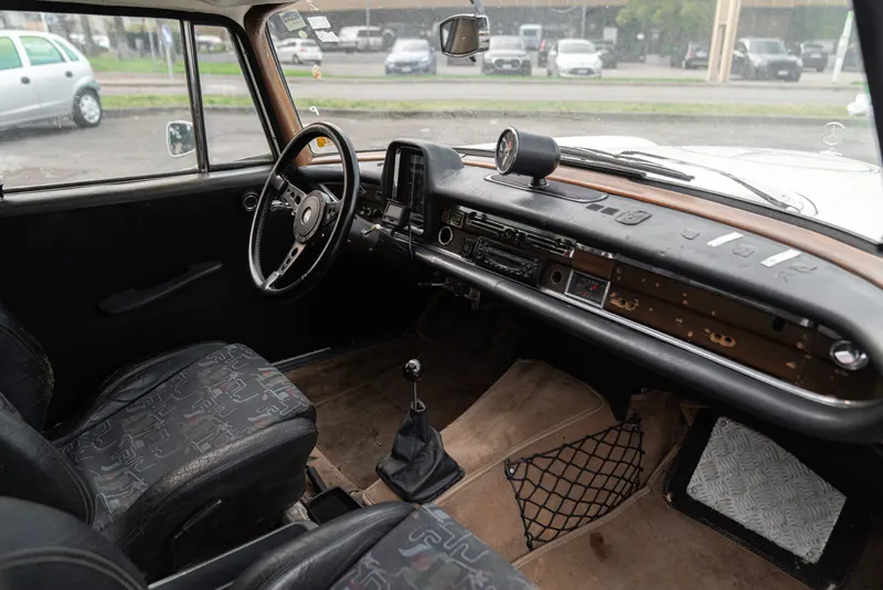 Mercedes-Benz 220 S RALLY 28