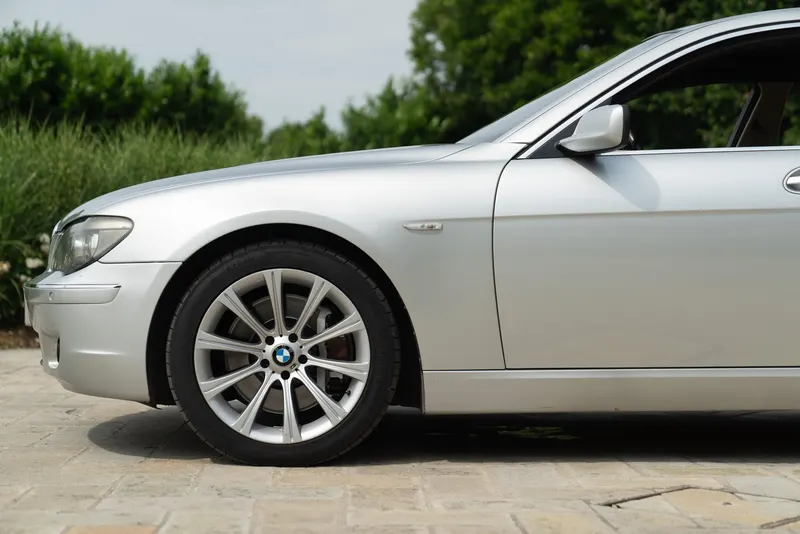 BMW 745 D 11