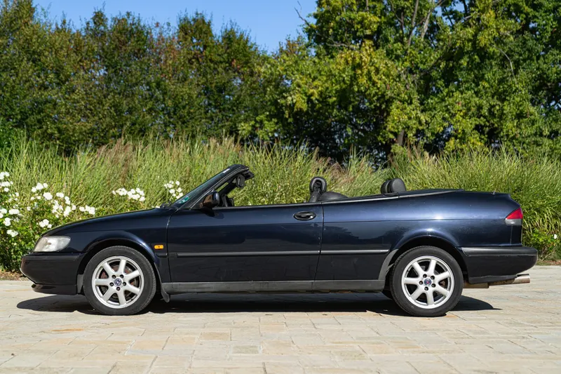 Saab 900 SE 5