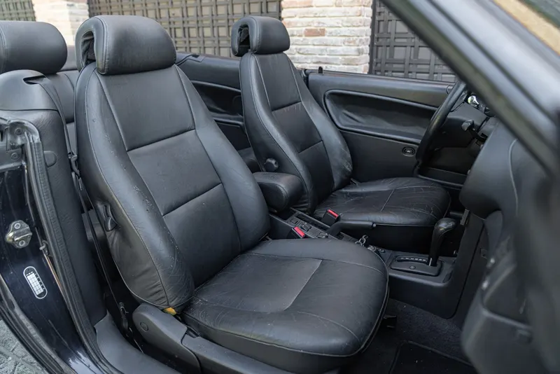 Saab 900 SE 31