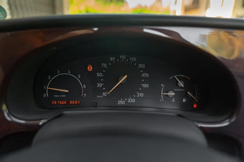 Saab 900 SE 60