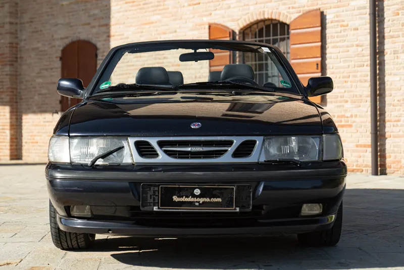Saab 900 SE 3