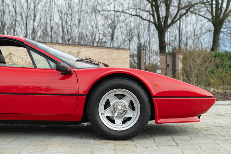 Ferrari 512 BBi 34