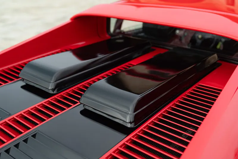 Ferrari 512 BBi 13