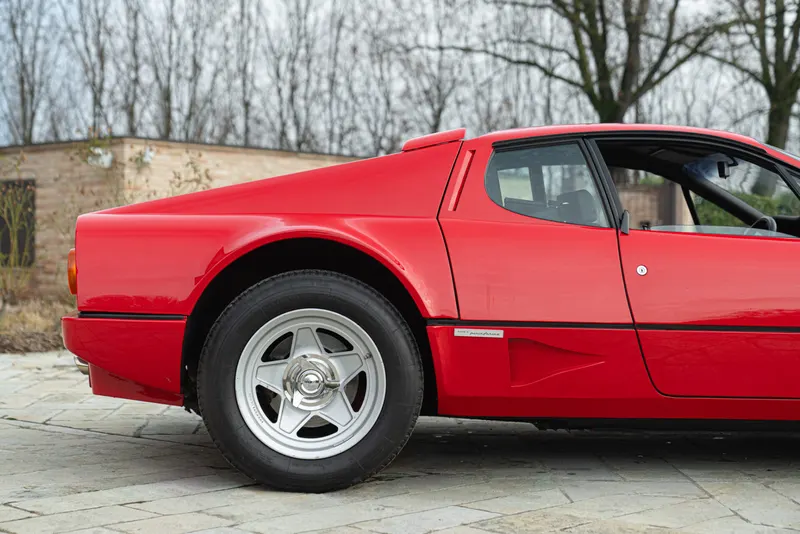 Ferrari 512 BBi 33