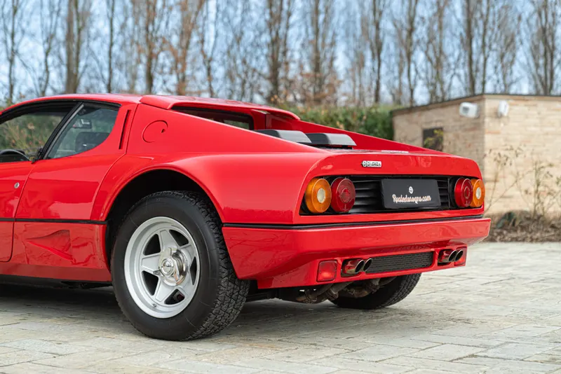 Ferrari 512 BBi 18