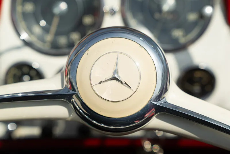 Mercedes-Benz 190 SL 64
